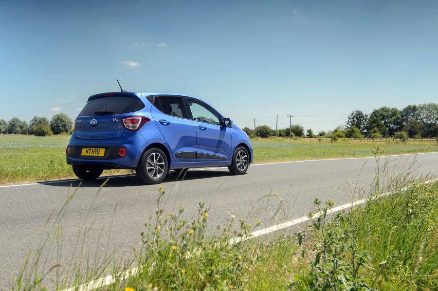  Hyundai i10 2016 года  (UK) (фото 28 из 41)